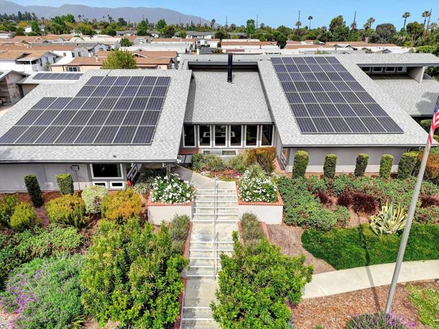1550 Rimpau Avenue, Corona CA: https://media.crmls.org/mediaz/0e77918d-e5b5-43e6-a64f-da4388dba8f3.jpg