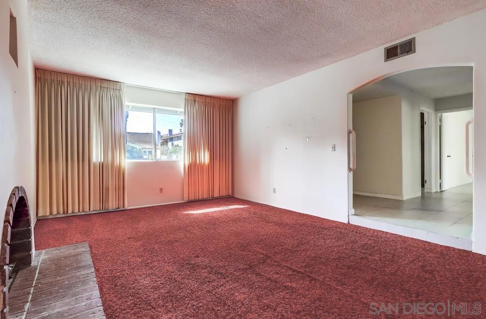 MLS #250042910SD image #17