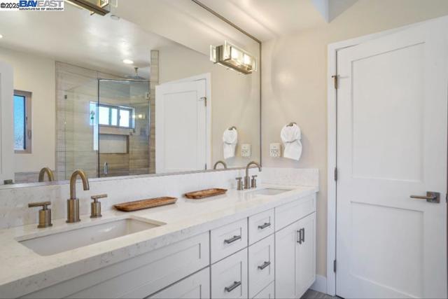 1122 Oliver Ave, San Diego CA: https://media.crmls.org/mediaz/0e79cc39-e49b-421f-9b82-44f593da4bbc.jpg