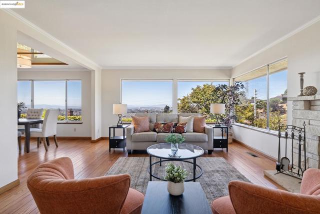 1657 Clearview Dr., San Leandro CA: https://media.crmls.org/mediaz/0e7a084b-ada2-4bc0-938c-262767d388cd.jpg