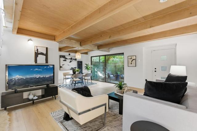 278 Monroe Drive, Mountain View CA: https://media.crmls.org/mediaz/0e7ad54a-ec4e-429b-86bf-653a6edabb9d.jpg