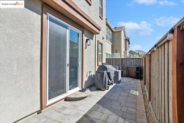 2712 Via Vicenza, San Ramon CA: https://media.crmls.org/mediaz/0e7c5a02-d54a-4370-8821-ff33fd0c2a41.jpg