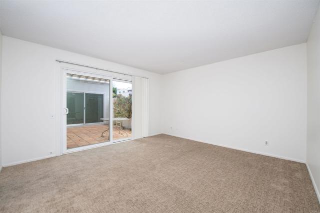 3621 Vista Campana S, Oceanside CA: https://media.crmls.org/mediaz/0e7c6a59-7f94-4580-895d-647ae01710d4.jpg