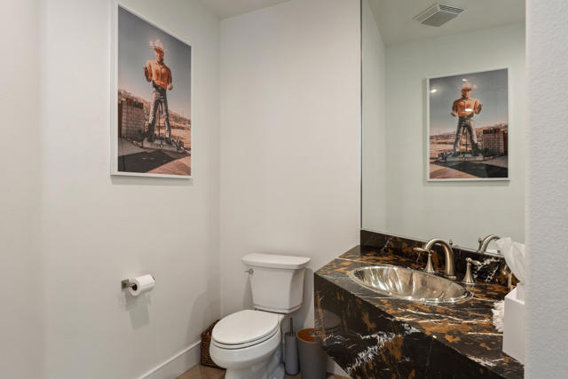 79953 Rancho La Quinta Drive, La Quinta CA: https://media.crmls.org/mediaz/0e7d3136-4dcc-46bc-a1be-24420c22790f.jpg