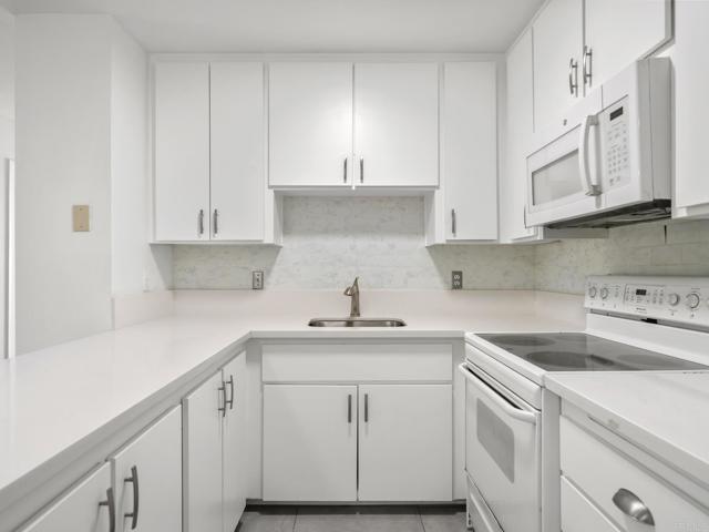 Detail Gallery Image 18 of 40 For 6390 Rancho Mission Rd #202,  San Diego,  CA 92108 - 2 Beds | 1 Baths