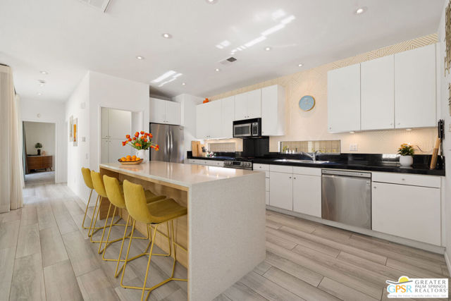 2470 N Cardillo Avenue, Palm Springs CA: https://media.crmls.org/mediaz/0e7e815f-c6d3-413b-8ad6-4ab6a5f42890.jpg