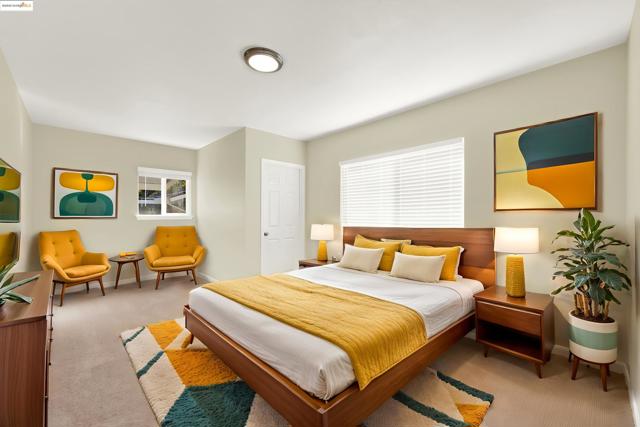 1232 78Th Ave, Oakland CA: https://media.crmls.org/mediaz/0e7fc776-e9b8-449e-a811-b1ed9605407b.jpg