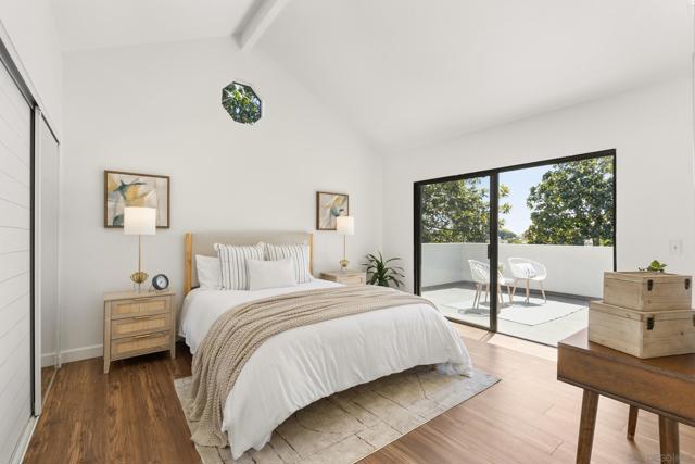 Image 17 of 37 For 863 Violet Ct