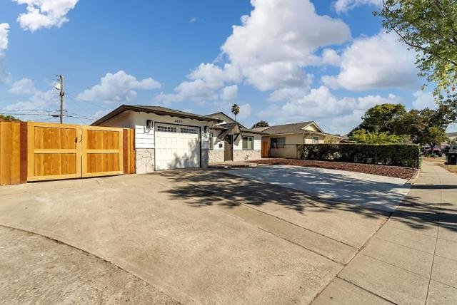 2668 Mozart Avenue, San Jose CA: https://media.crmls.org/mediaz/0e80fa2a-791d-479e-8a7b-3a98dc13c5eb.jpg
