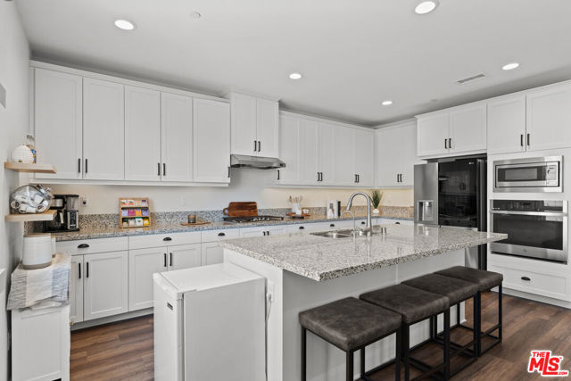 14131 Versilla Drive, Beaumont CA: https://media.crmls.org/mediaz/0e81107b-ece2-4233-83e3-6afd5a4a1826.jpg