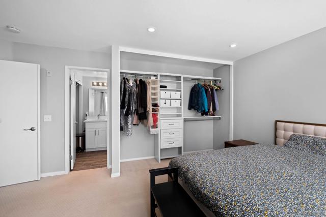 11325 Affinity Ct, San Diego CA: https://media.crmls.org/mediaz/0e821a2e-fcbf-44d8-a0c9-14d7a147b8e5.jpg