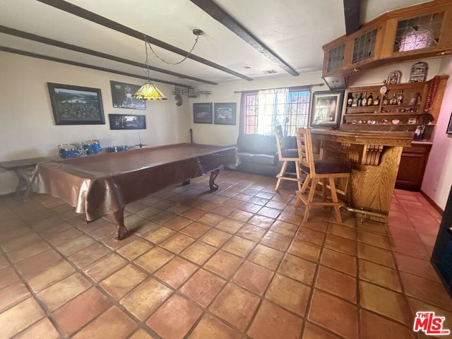33931 Hanawalt Road, Agua Dulce CA: https://media.crmls.org/mediaz/0e821a57-0d96-4f73-9f54-dd12fb97aa93.jpg