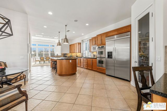 38 Calle Del Norte, Rancho Mirage CA: https://media.crmls.org/mediaz/0e82b04a-330f-44c7-802d-a9aa19bd4a3a.jpg