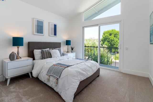 4406 Sugarland Ct, Concord CA: https://media.crmls.org/mediaz/0e8301bb-0704-42c8-9a8f-cb14d7630010.jpg