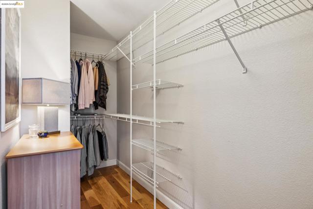 26 Farallon Ct, Richmond CA: https://media.crmls.org/mediaz/0e838037-bf28-4dfb-8887-b55d748706f3.jpg