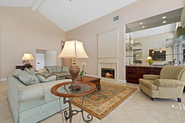 57 Pine Valley Drive, Rancho Mirage CA: https://media.crmls.org/mediaz/0e83d18f-4570-48d8-a90d-aef7d05b7649.jpg