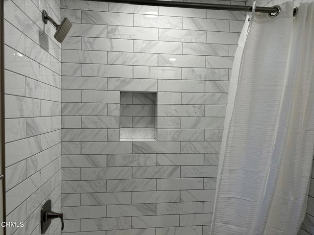 Detail Gallery Image 7 of 13 For 127 Bundren St, Oak View,  CA 93022 - 2 Beds | 1 Baths