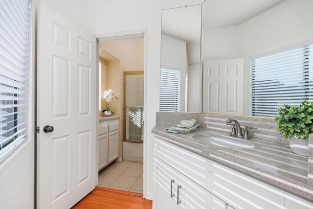 Detail Gallery Image 24 of 51 For 4353 Nobel Dr #65,  San Diego,  CA 92122 - 2 Beds | 2/1 Baths