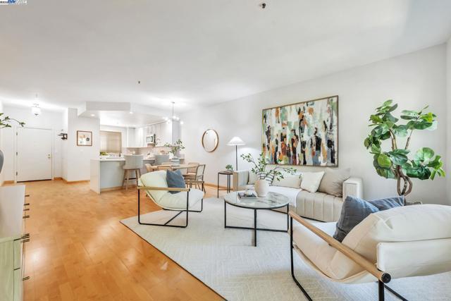 929 E El Camino Real, Sunnyvale CA: https://media.crmls.org/mediaz/0e84a4e3-90b0-4372-9c25-61a5322b7d11.jpg