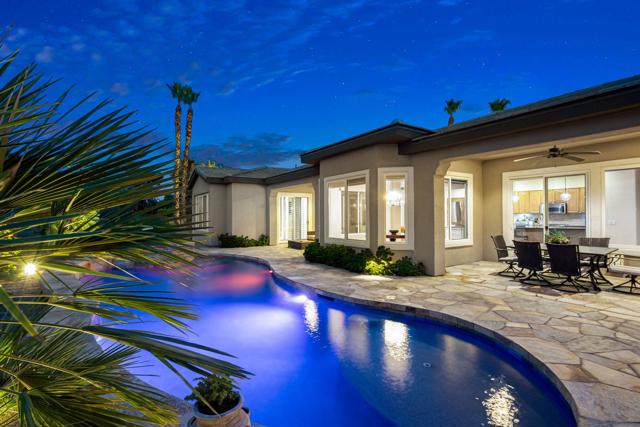 81196 Victoria Lane, La Quinta CA: https://media.crmls.org/mediaz/0e84eb19-ba11-4550-b284-887c2d8a3fba.jpg