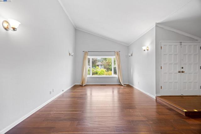4321 Kingswood Dr, Concord CA: https://media.crmls.org/mediaz/0e85d00c-4753-49c5-8285-dfb081401f5b.jpg
