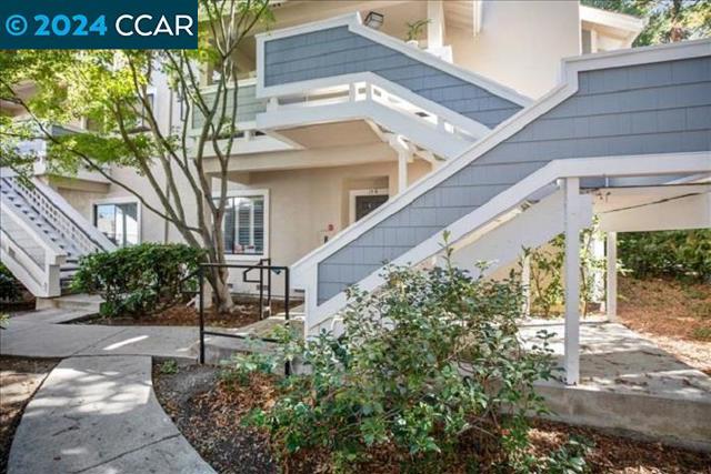 2685 Oak Rd, Walnut Creek, California 94597, 2 Bedrooms Bedrooms, ,2 BathroomsBathrooms,Condominium,For Sale,Oak Rd,41072399