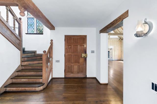 8 Los Laureles Avenue, Salinas CA: https://media.crmls.org/mediaz/0e882cf6-180b-4dd7-80ae-1a24b85400dc.jpg