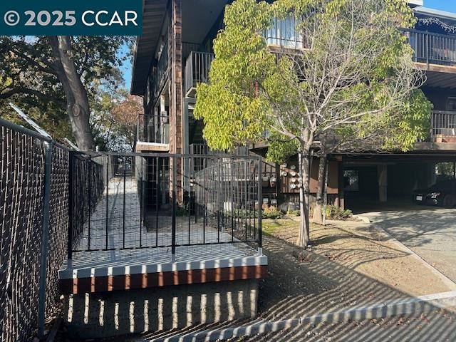 1975 Bonifacio St, Concord CA: https://media.crmls.org/mediaz/0e884267-613b-4c95-b5ae-309478294305.jpg