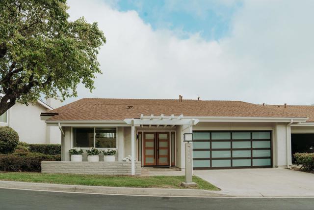 2143 Caminito San Martin, La Jolla CA: https://media.crmls.org/mediaz/0e88a4bb-0617-48b4-b9ff-bcc225ffdce8.jpg