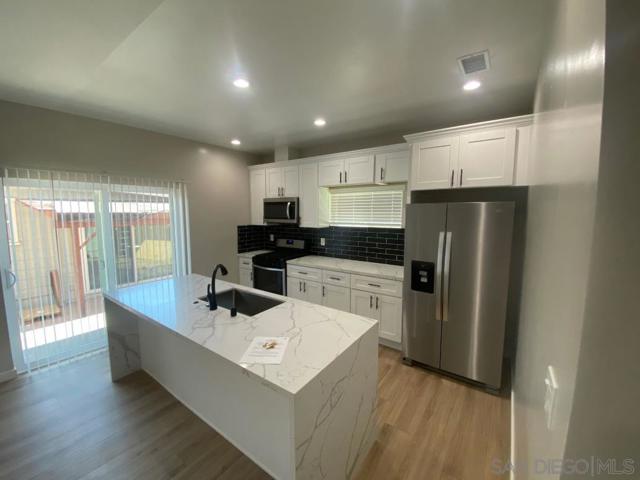 6486 Montezuma Rd., San Diego CA: https://media.crmls.org/mediaz/0e8a38bd-209c-4e53-9f8e-9adb8cb32336.jpg