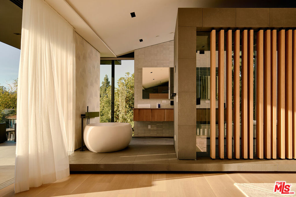 MLS #26669605 image #15