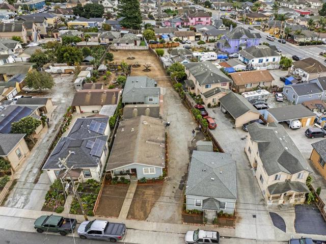 119 Ford Street, Watsonville CA: https://media.crmls.org/mediaz/0e8bd051-d84c-46aa-8473-53c58ca03c5e.jpg