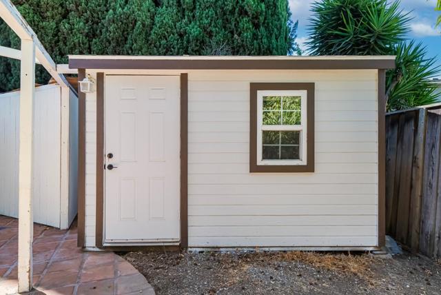 2930 Lyons Estates Court, San Jose CA: https://media.crmls.org/mediaz/0e8bdbe2-1036-44d5-885e-0e956427f0e6.jpg