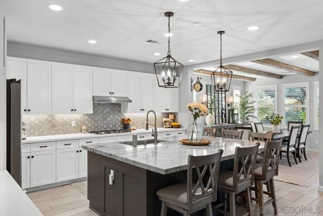 1217 Stockton Pl, Escondido CA: https://media.crmls.org/mediaz/0e8ccfc9-a6af-4f9b-9e51-6797fa493628.jpg