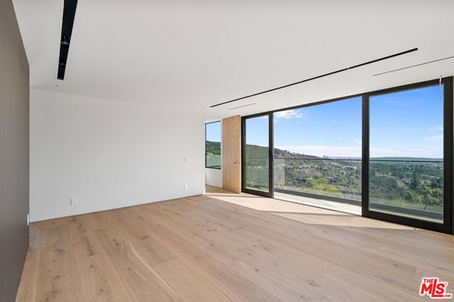Drew Fenton | 2501 Banyan Drive Los Angeles CA | MLS: 7450499 Drew Fenton | 2501 Banyan Drive Los Angeles CA | MLS: 7450499