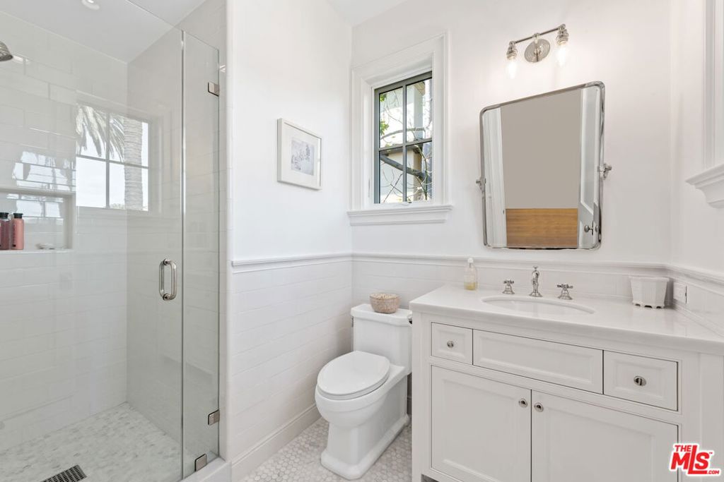 MLS #26875373 image #32