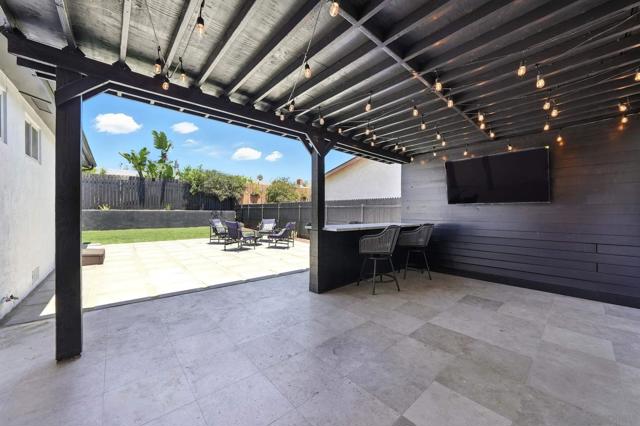 7114 Astoria St, San Diego CA: https://media.crmls.org/mediaz/0e8fcbe0-a8f9-4d71-ac3d-339d3a2f8cef.jpg