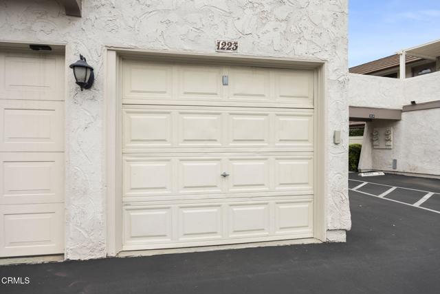 1223 Landsburn Circle, Westlake Village CA: https://media.crmls.org/mediaz/0e908f23-f3ba-48e5-a061-a2a560b5fb09.jpg