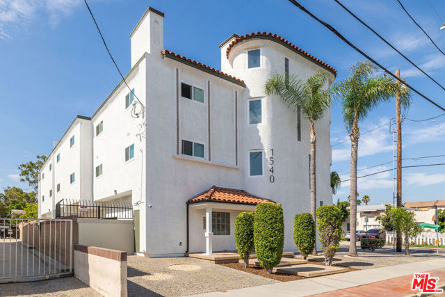 1540 260th Street, Harbor City CA: https://media.crmls.org/mediaz/0e91104d-6bcc-4f78-a4ad-b9b0ebd3a796.jpg