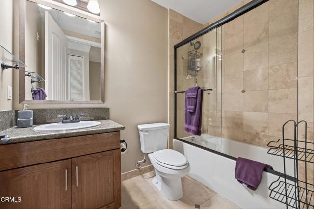 130 N Garden Street, Ventura CA: https://media.crmls.org/mediaz/0e914680-56b8-4283-ab6c-96f4f0695722.jpg
