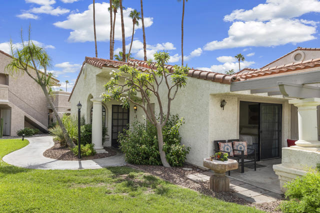 505 S Farrell Drive #S115, Palm Springs, CA 92264