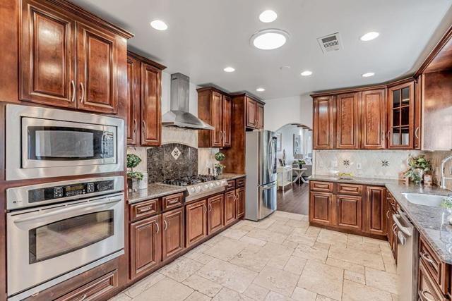 284 Garcia Avenue, San Leandro CA: https://media.crmls.org/mediaz/0e91ec78-2d39-4e30-9b04-9d9ec2b9b819.jpg