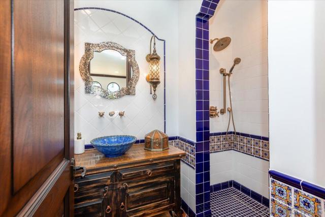 2103 Sunnyside Ave, El Cajon CA: https://media.crmls.org/mediaz/0e92ba44-f7ca-4c29-9a09-4d8ee0aed251.jpg