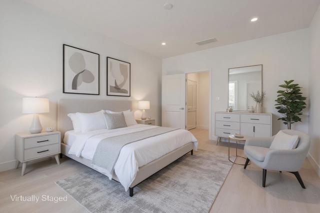186 Oak Circle, Walnut Creek CA: https://media.crmls.org/mediaz/0e92deaa-32a3-48a8-a373-b320e3edcc5b.jpg