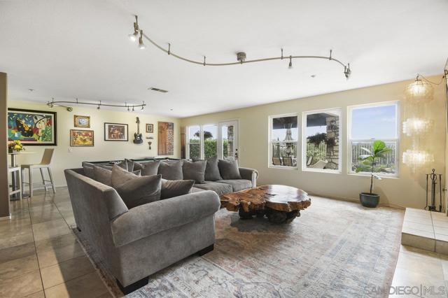 2025 Fabled Waters Dr., Spring Valley CA: https://media.crmls.org/mediaz/0e931eb9-5537-4976-8fbe-904eff8de0cc.jpg