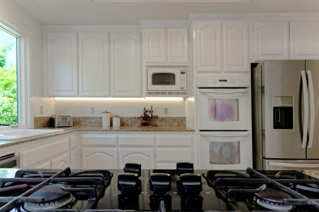 6536 Leyland Park Drive, San Jose CA: https://media.crmls.org/mediaz/0e9383bc-1ffd-4ceb-b58c-33079f827d36.jpg