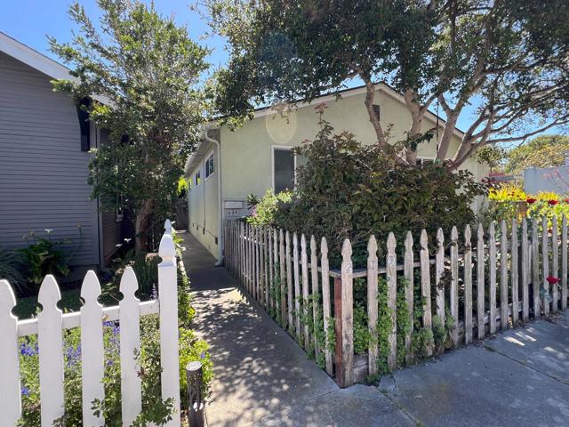 609 Congress Avenue, Pacific Grove CA: https://media.crmls.org/mediaz/0e939592-0c9c-47e2-b936-7a0c8dc1531a.jpg