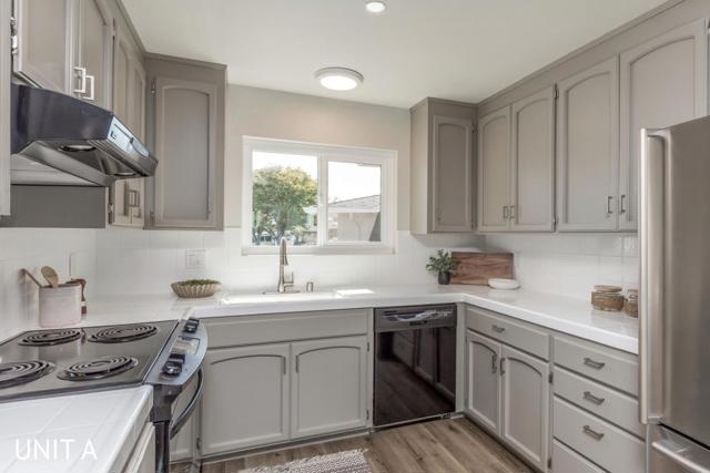 1275 Gainsborough Drive, Sunnyvale CA: https://media.crmls.org/mediaz/0e93d838-5017-4f5b-ba96-515607536fe4.jpg