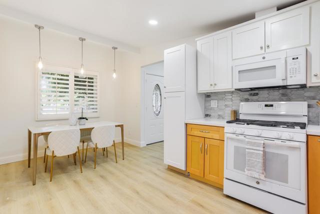 2075 Monroe Street, Santa Clara CA: https://media.crmls.org/mediaz/0e944147-51ed-4613-a967-dac97ab20c77.jpg