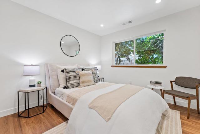 2537 Orchard Street, Soquel CA: https://media.crmls.org/mediaz/0e94c129-3b07-4c8f-8afb-8dd961485c1e.jpg